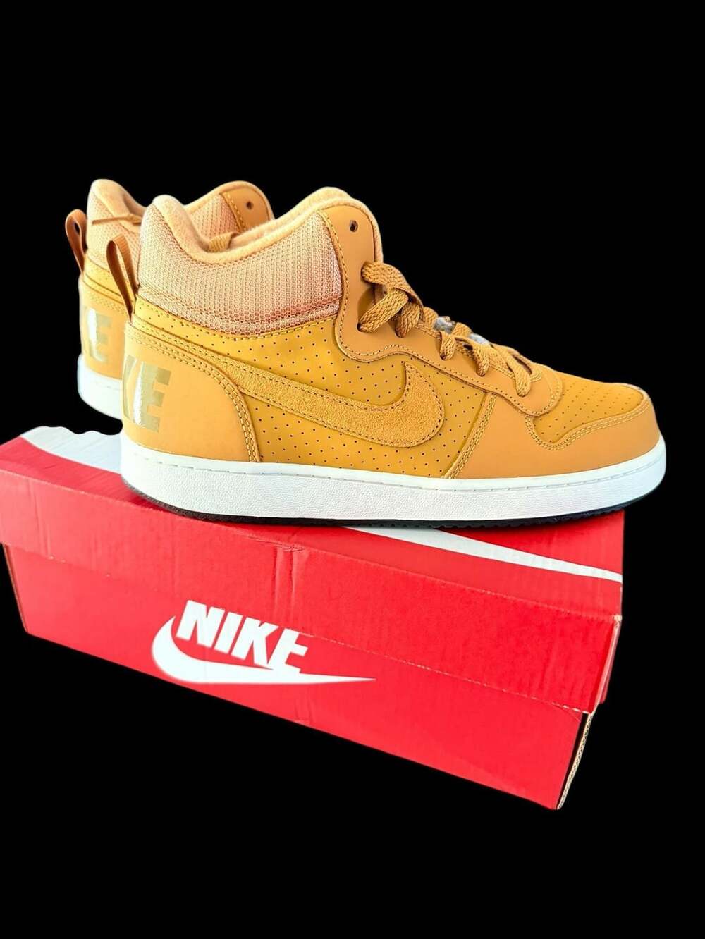 Nike Court Borough Mid (Gs) Men's Fitness Shoes, Multicolor - Beige/White/Black